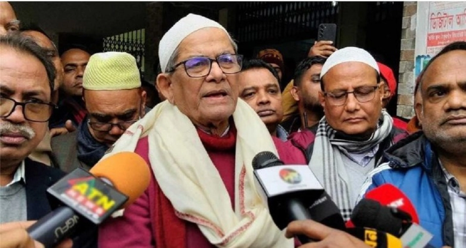 যে দুইজনের প্রতি কৃতজ্ঞতা প্রকাশ করলেন মির্জা ফখরুল