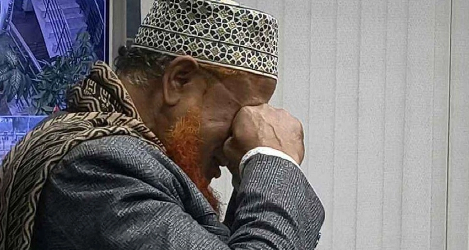  ৮ মিনিট দেরি করায় মনোনয়নপত্র জমা দিতে না পারায় অঝোরে কান্না