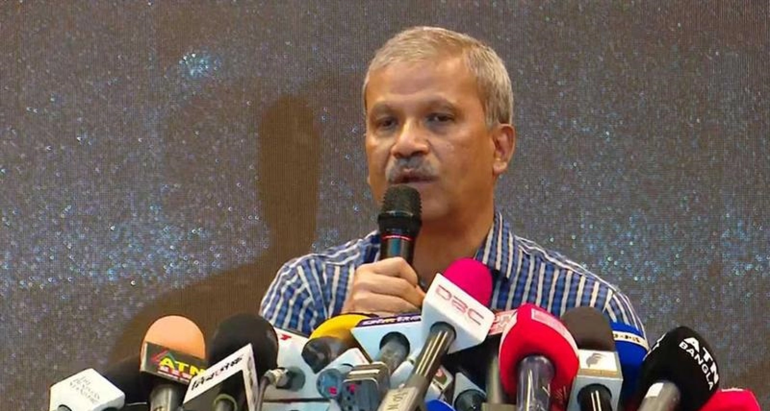 খালেদা জিয়ার মৃত্যুতে ফ্যাসিস্ট হাসিনার দায় রয়েছে: আসিফ নজরুল