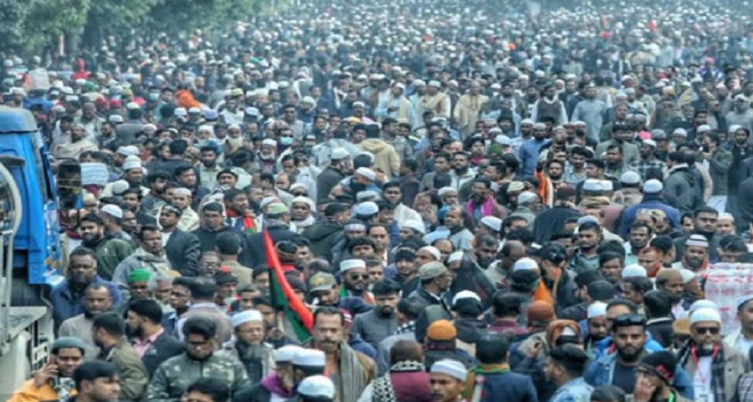 খালেদা জিয়ার জানাজা; মানিক মিয়া অ্যাভিনিউ যেন জনসমুদ্র