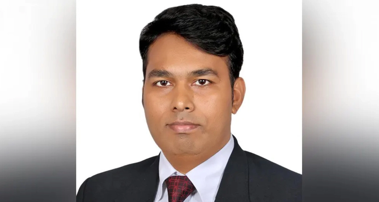 এমপি প্রার্থীর আয় ‘হাজার কোটি’ থেকে নামল কোটি টাকায়