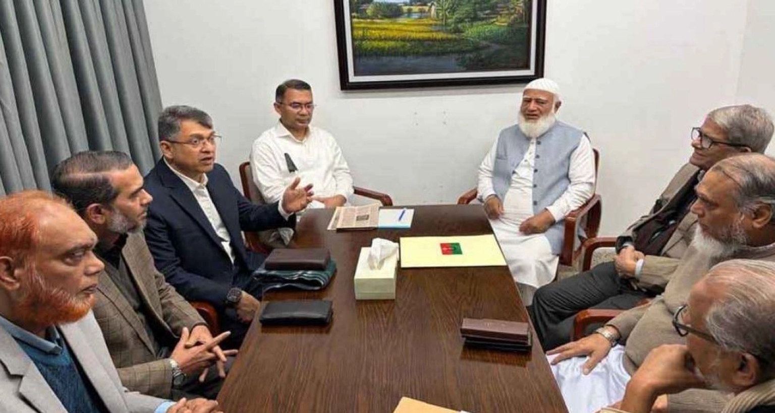 গুলশান কার্যালয়ে গিয়ে তারেক রহমানকে সমবেদনা জামায়াত আমিরের