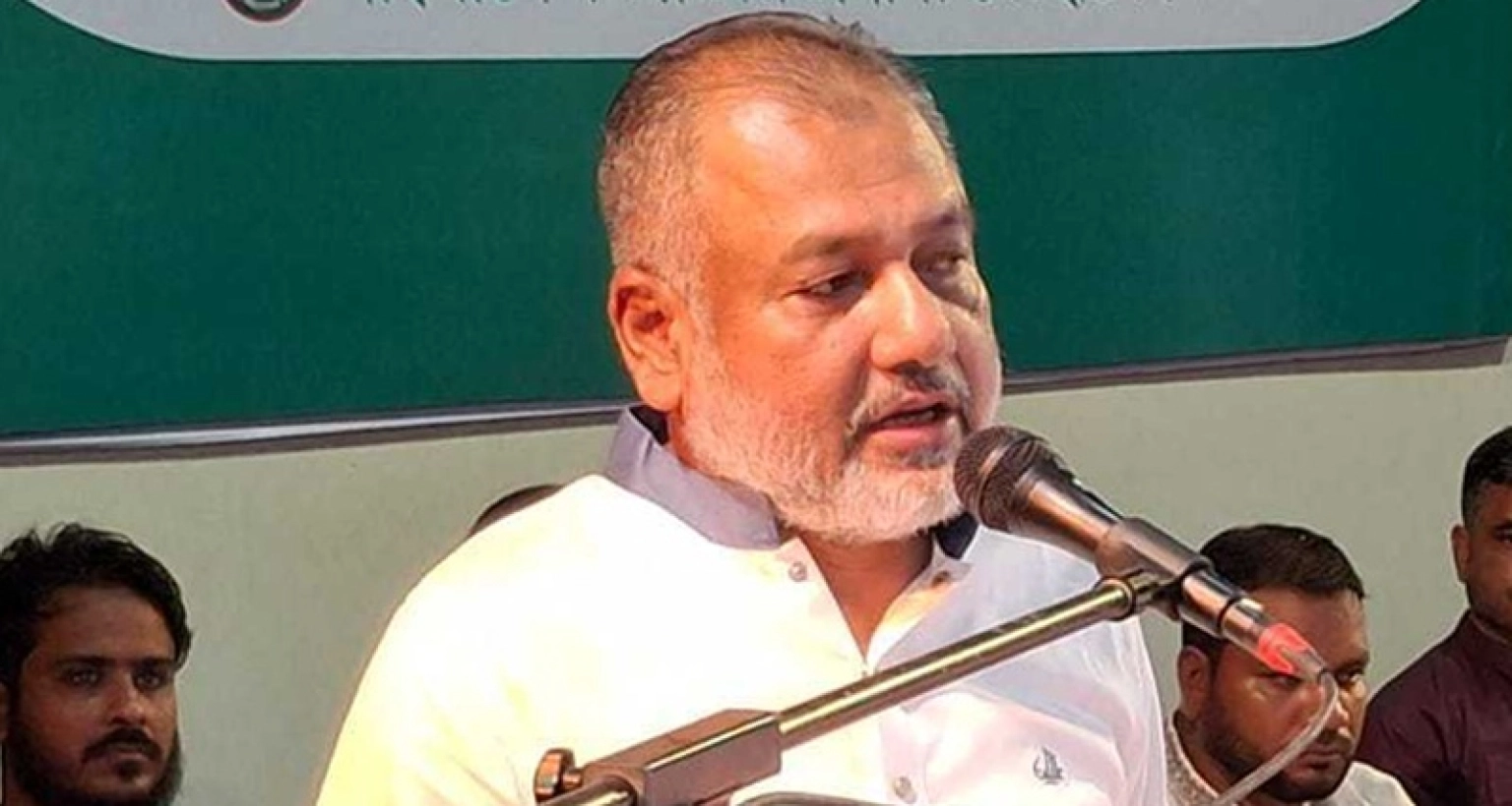 গায়ে বুলেট প্রুফ জ্যাকেট রাখার কারণ জানালেন বিএনপির সেই প্রার্থী