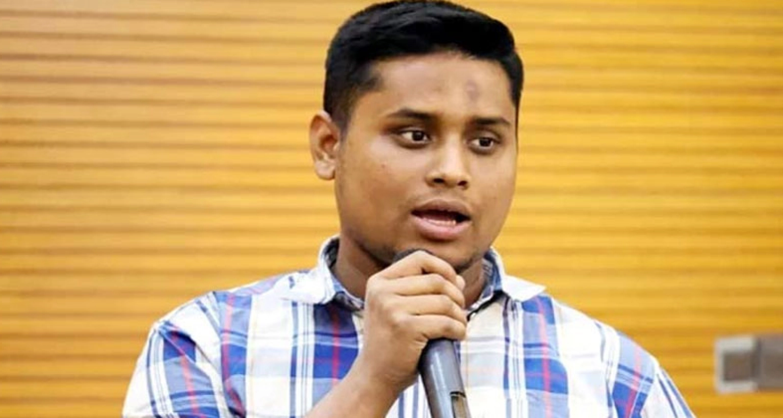 হারাম দিয়ে শুরু করে কখনও হালাল কাজ করা যাবে না: হাসনাত আব্দুল্লাহ