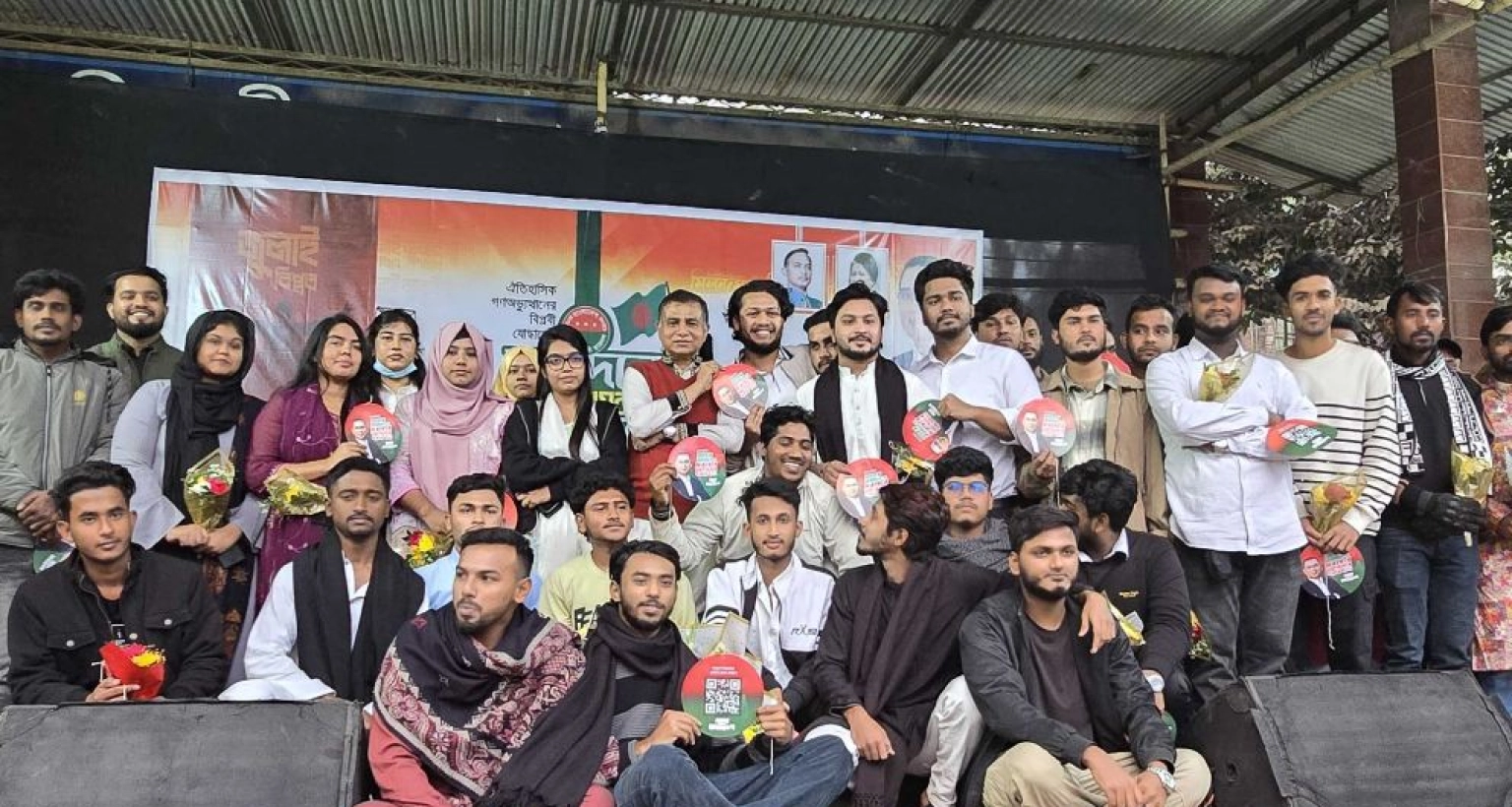 এবার শতাধিক জুলাই যোদ্ধার ছাত্রদলে যোগদান