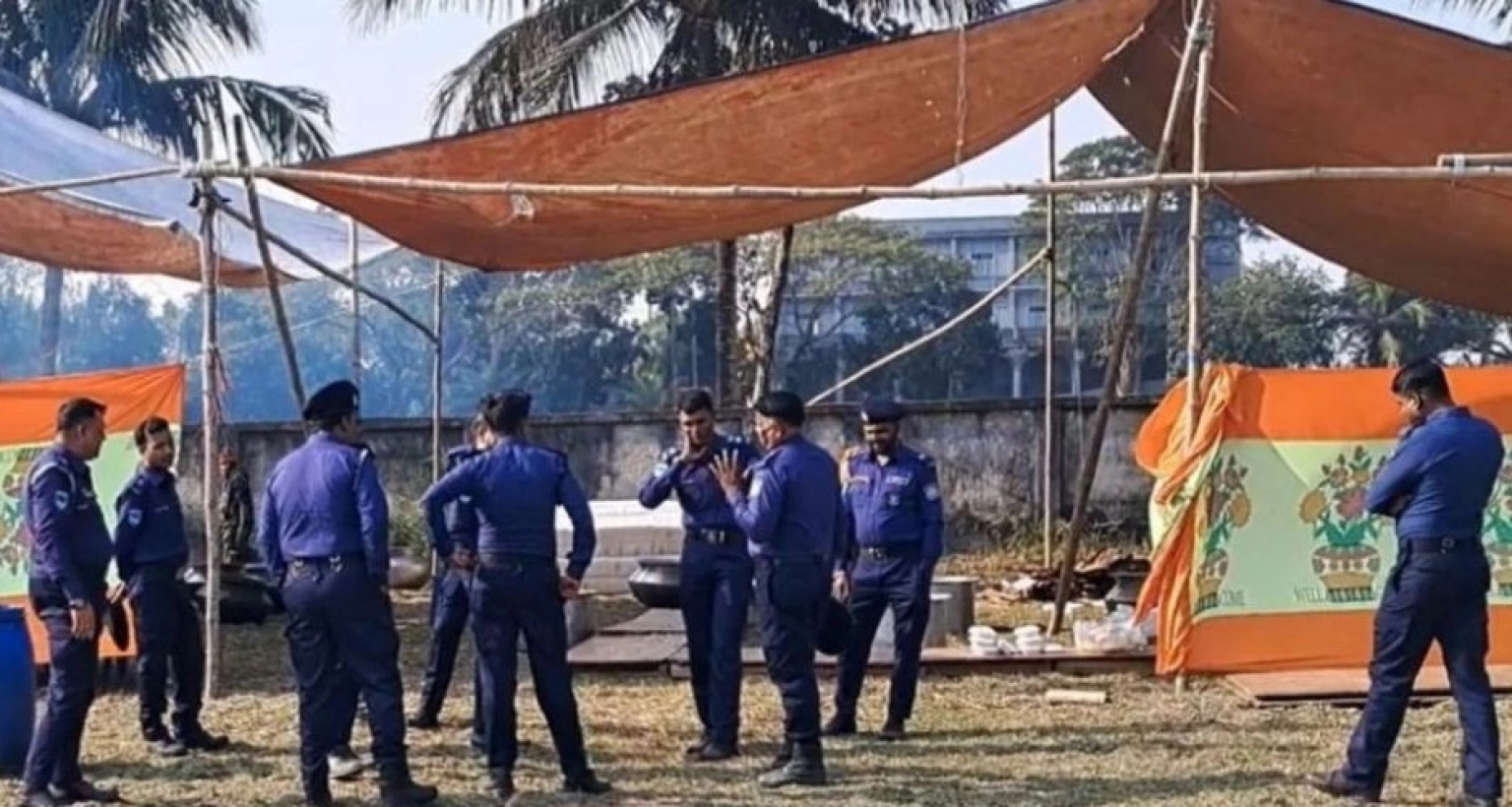 খালেদা জিয়ার জন্য আয়োজিত কুরআন খতম ও দোয়া মাহফিলে হামলা