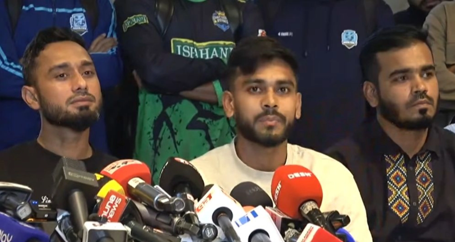 এক শর্ত মেনে নিলেই মাঠে যেতে প্রস্তুত ক্রিকেটাররা