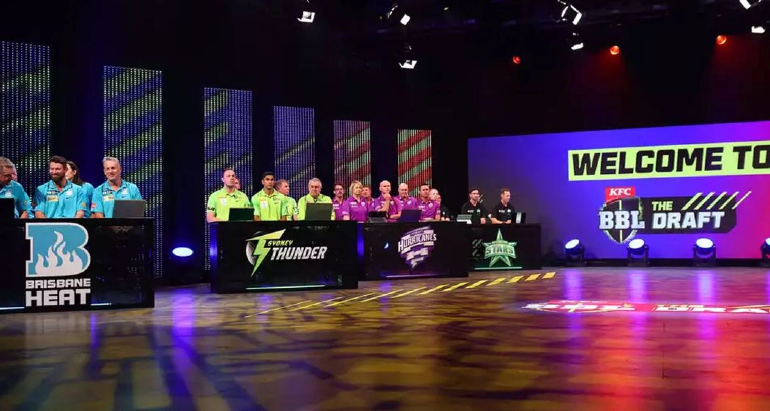 বিগ-ব্যাশে-নতুন-নিয়ম--যিনি-ব্যাট-করবেন-তিনি-ফিল্ডিং-করবেন-না