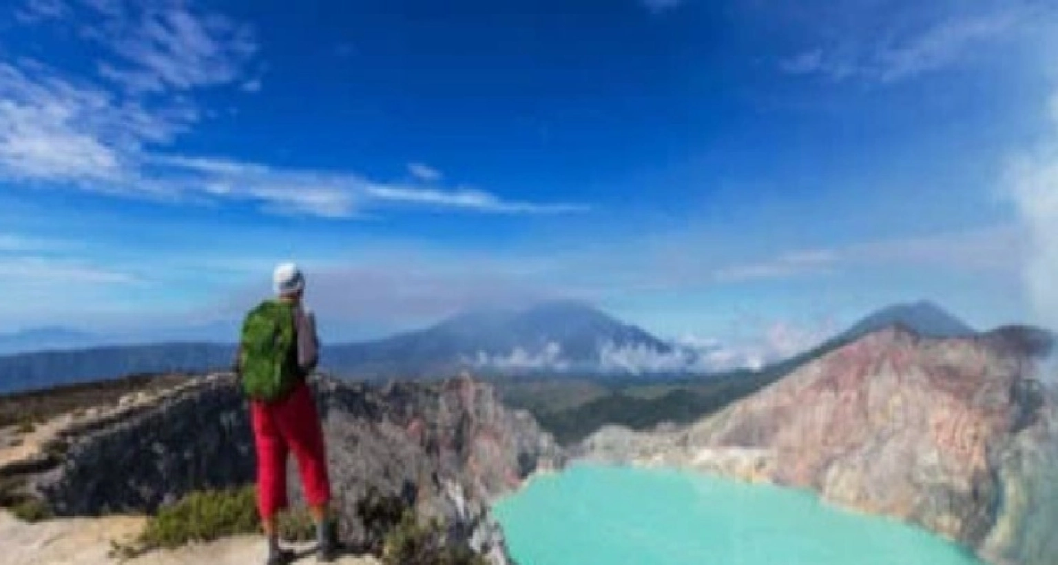 মুহূর্তেই পুড়ে ছাই হয়ে যায় এই দিঘির পানি স্পর্শ করলে!