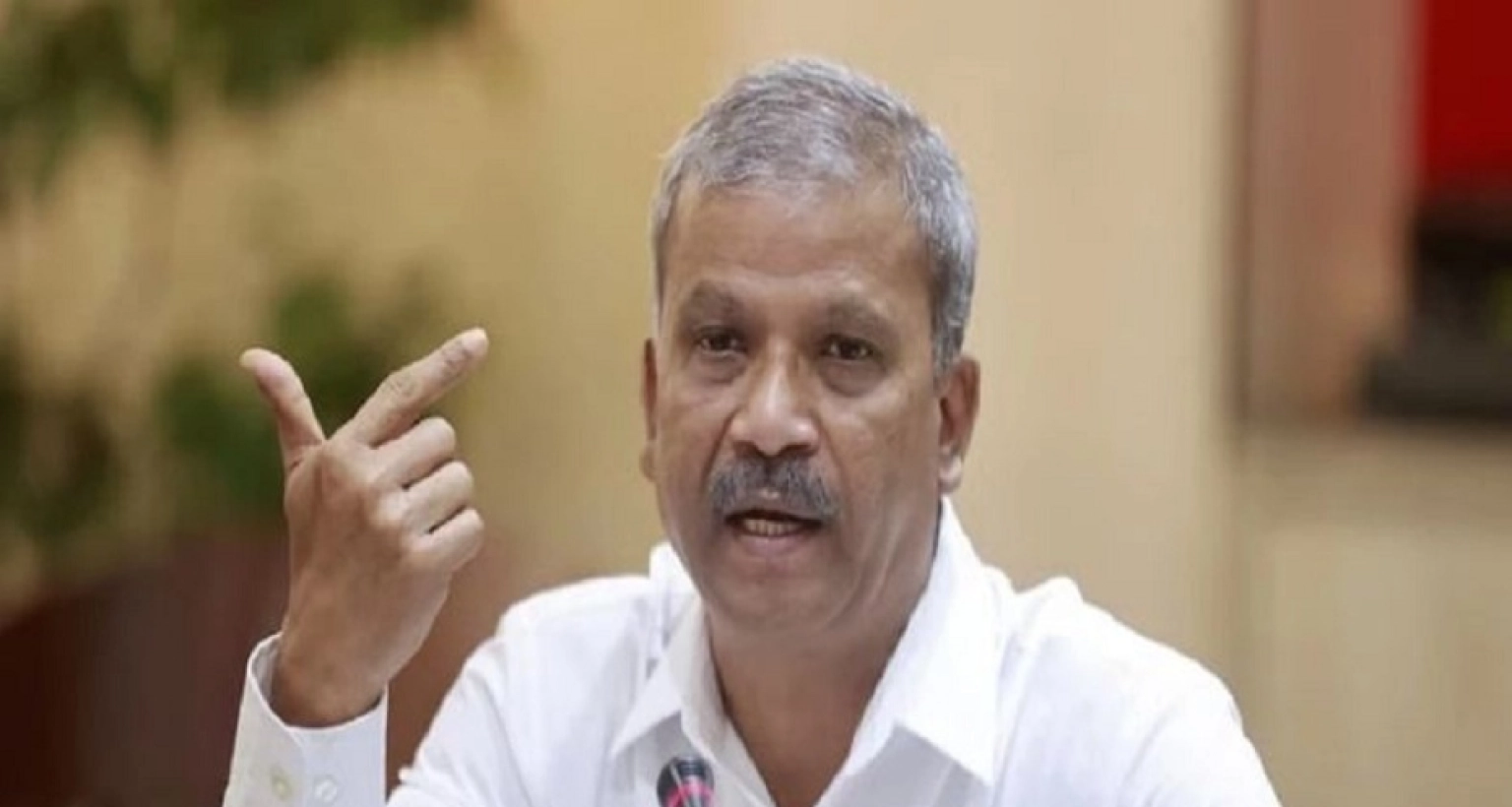 ভারতের চাপে আইসিসি কোনো অযৌক্তিক শর্ত চাপিয়ে দিলে মানবো না : আসিফ নজরুল