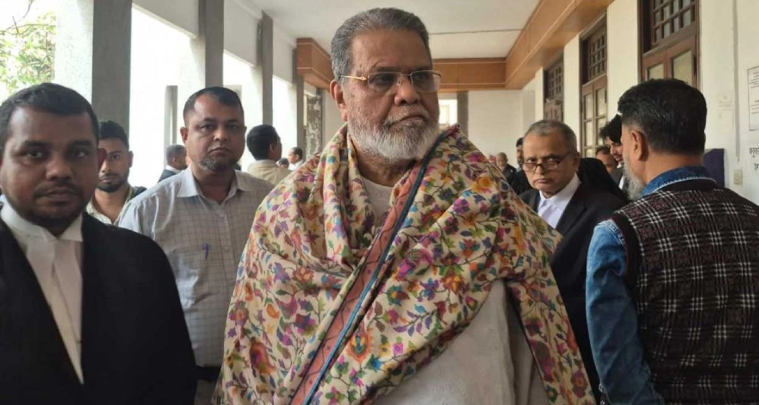 প্রার্থিতা ফিরে পেতে এবার আপিলে যাচ্ছেন বিএনপির মঞ্জুরুল আহসান মুন্সী