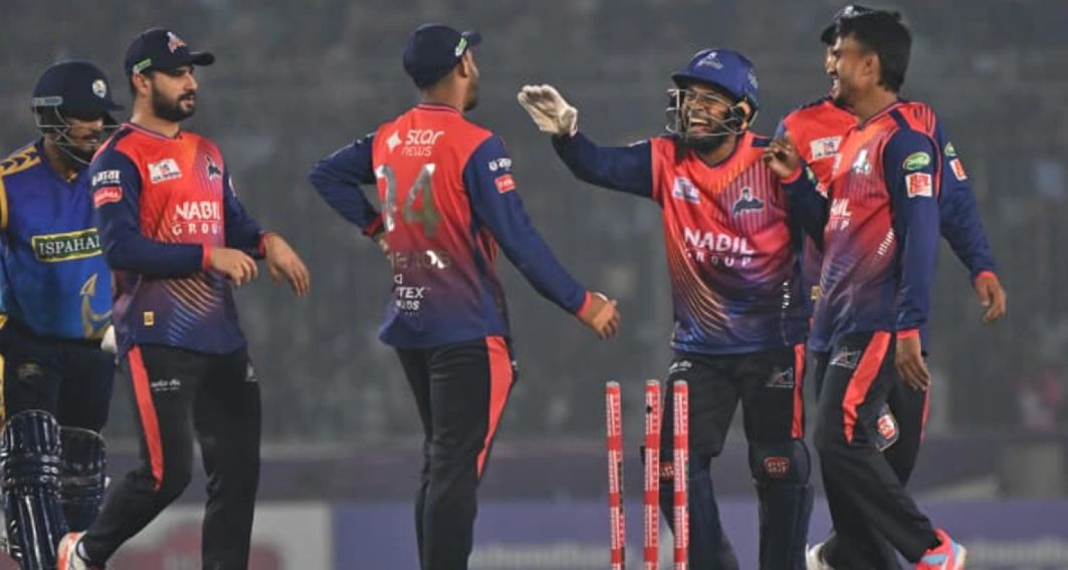 ৬৩ রানের বড় ব্যবধানে চ্যাম্পিয়ন রাজশাহী ওয়ারিয়র্স