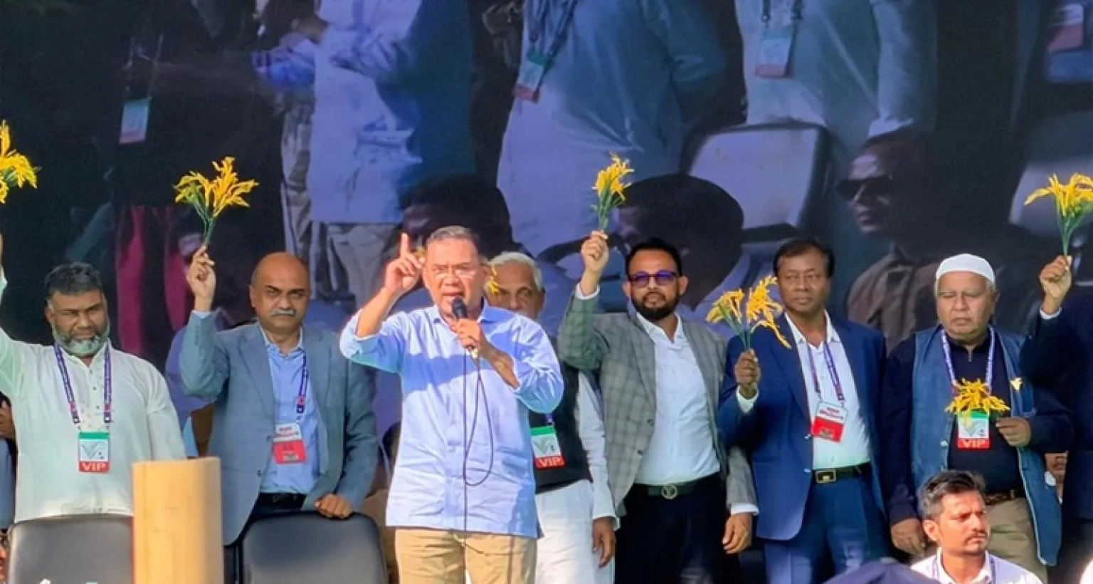 একটি দল মা-বোনদের ঘরে বন্দি করতে চায়: তারেক রহমান