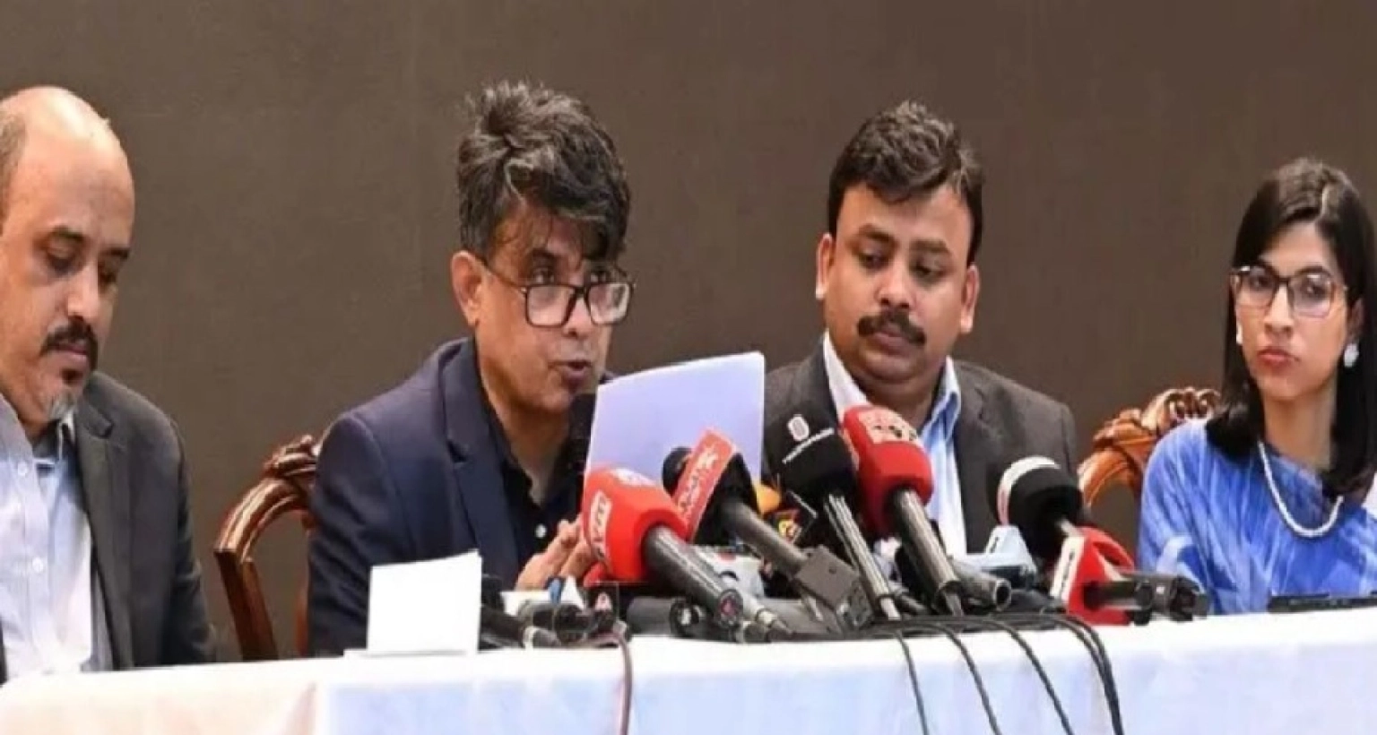 ‘সর্বোচ্চ ১৮ ফেব্রুয়ারির মধ্যেই ক্ষমতা হস্তান্তর করা হবে’