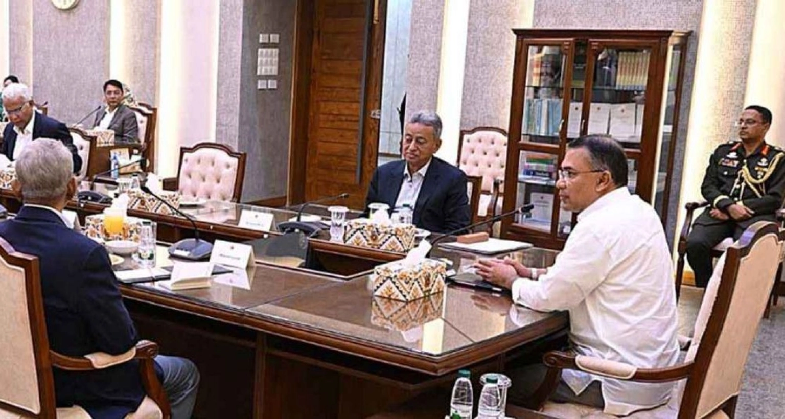 সেহরি, ইফতার ও তারাবির সময় নিরবচ্ছিন্ন বিদ্যুৎ রাখার নির্দেশ প্রধানমন্ত্রীর