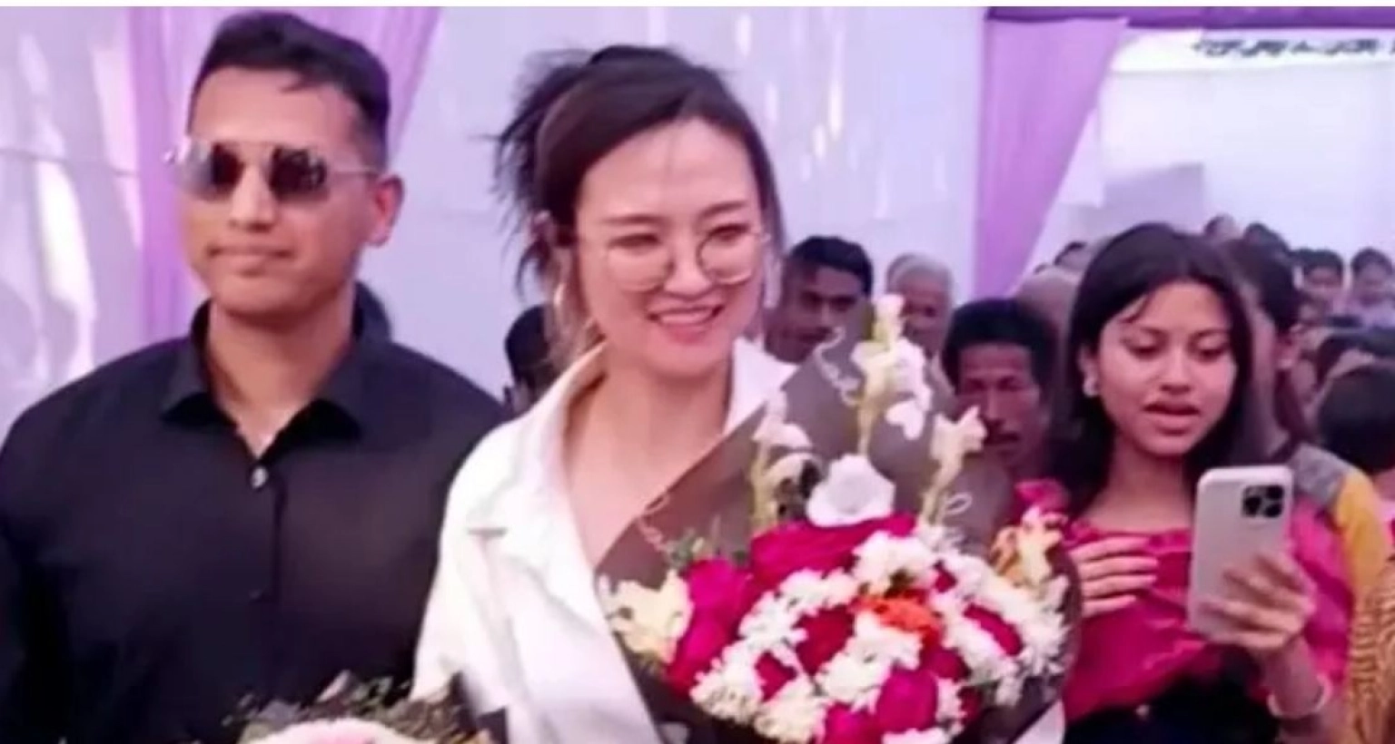 বাংলাদেশি ছেলের সঙ্গে এক চীনা তরুণীর প্রেমের সফল পরিণতি