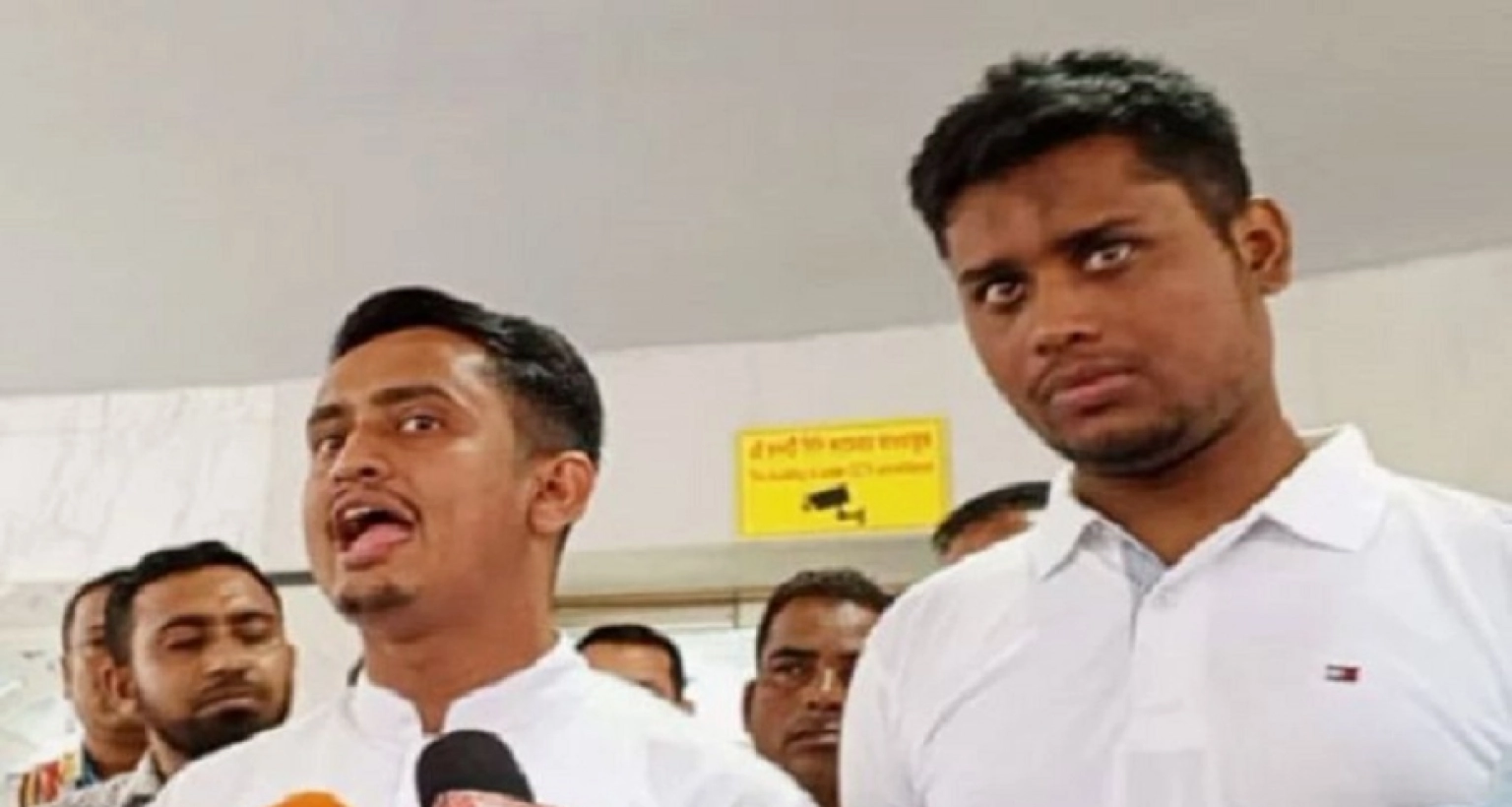 এবার ইঙ্গিতপূর্ণ পোস্ট হাসনাত-সারজিসের!