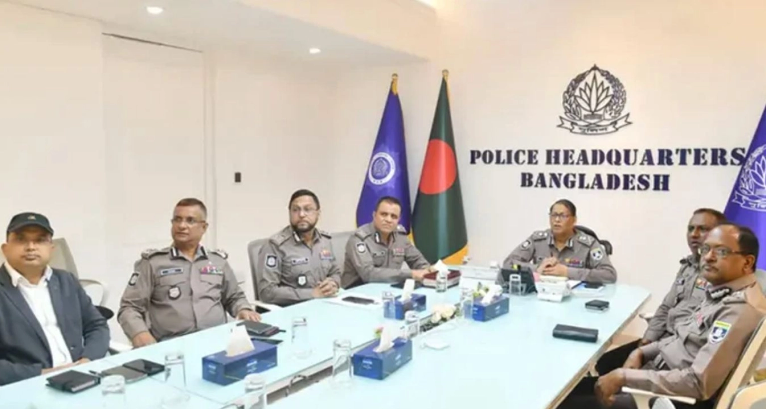 চাঁদাবাজি, বেআইনি কর্মকাণ্ড, মবসহ বিশৃঙ্খল করলেই গ্রেপ্তার, লাগবে না অনুমতি: পুলিশ মহাপরিদর্শক