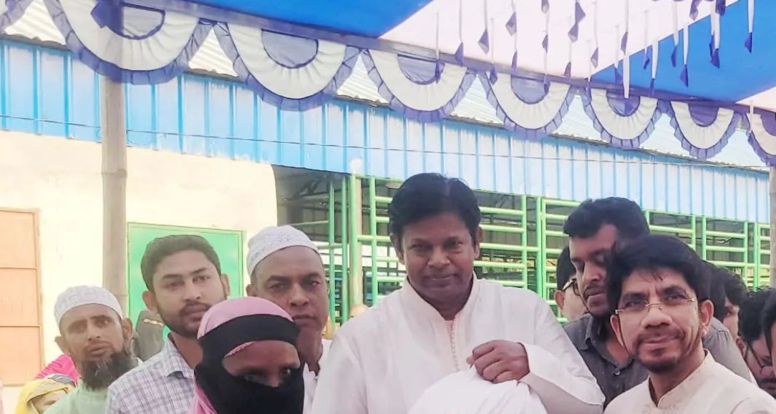 অসহায় ও নিম্ন আয়ের মানুষের জন্য নতুন উদ্যোগ 'টিসিএল সেবা কার্ড'