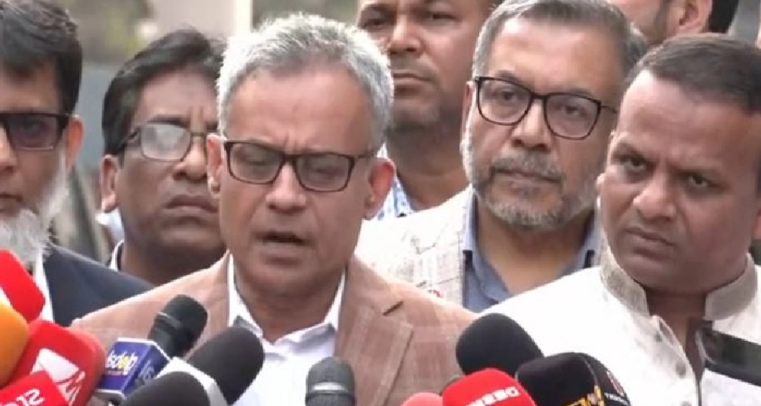 এবার সেতুমন্ত্রী যে বার্তা দিলেন ঈদের ছুটি বাড়ানো নিয়ে