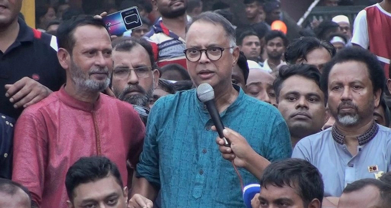 'জ্বালানি তেল নিয়ে উদ্বিগ্ন হওয়ার কিছু নেই, আরও ২ ভ্যাসেল আসছে'