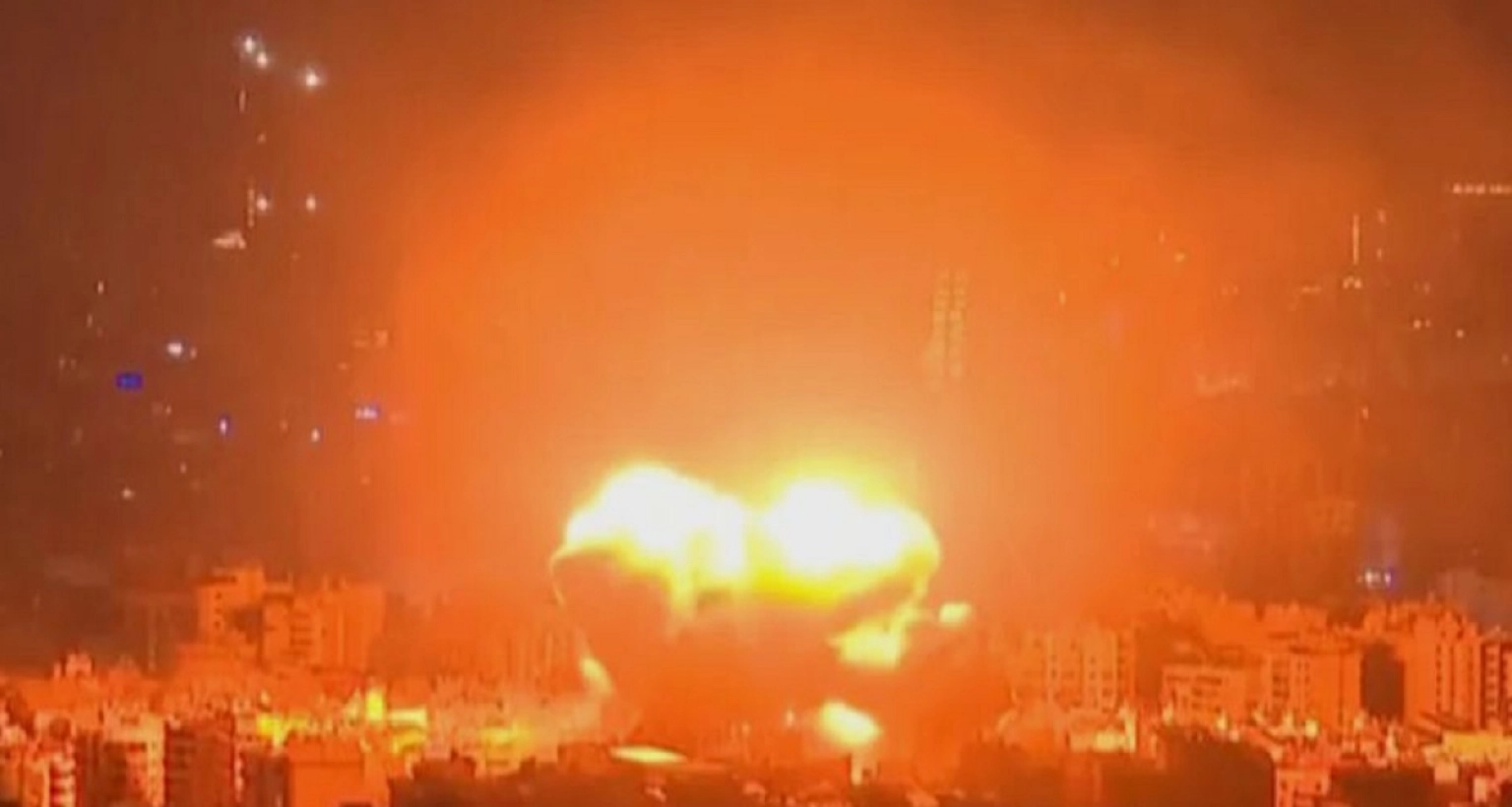 ইরানের ৫ জ্বালানি স্থাপনায় বোমা ফেলেছে যুক্তরাষ্ট্র-ইসরায়েল, ব্যাপক ক্ষয়ক্ষতি