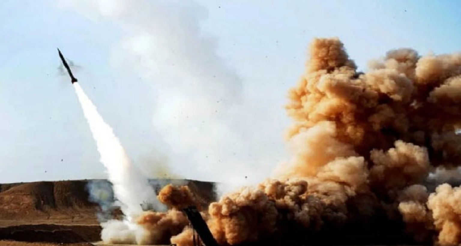 ইসরাইলের বেয়ারশেবা ও তেল আবিব শহরে ইরানের ভয়াবহ ক্ষেপণাস্ত্র হামলা