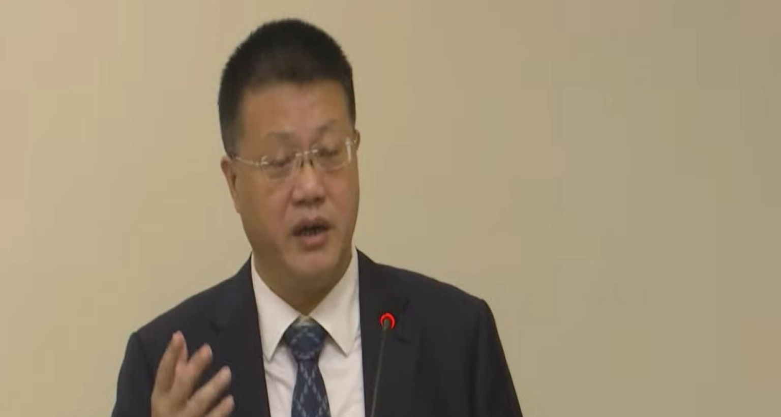 চীনের কাছে জ্বালানি সহায়তা চেয়েছে বাংলাদেশ: ইয়াও ওয়েন