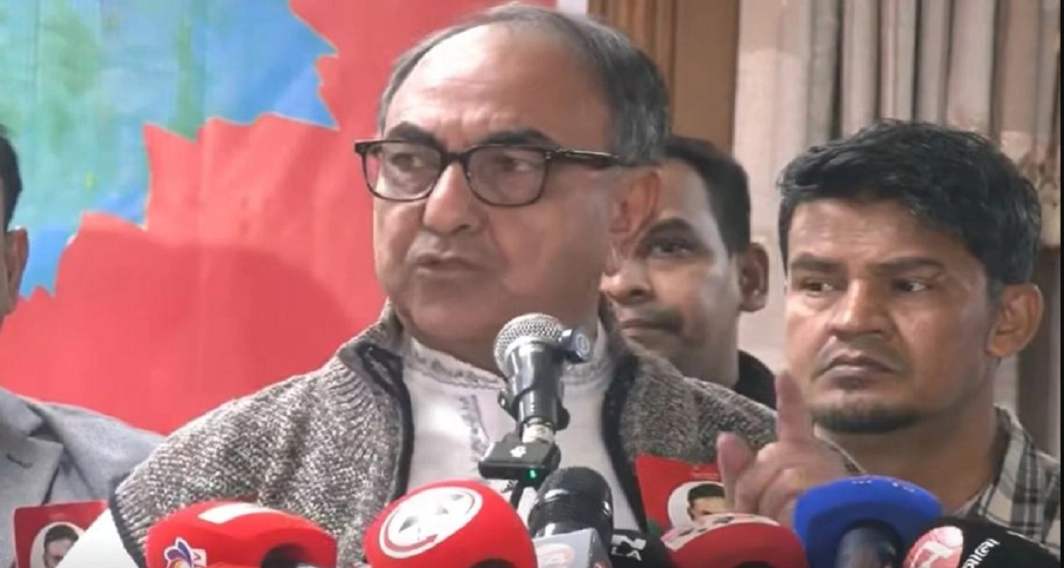 মির্জা-আব্বাসকে-সিঙ্গাপুর-নেওয়া-হচ্ছে