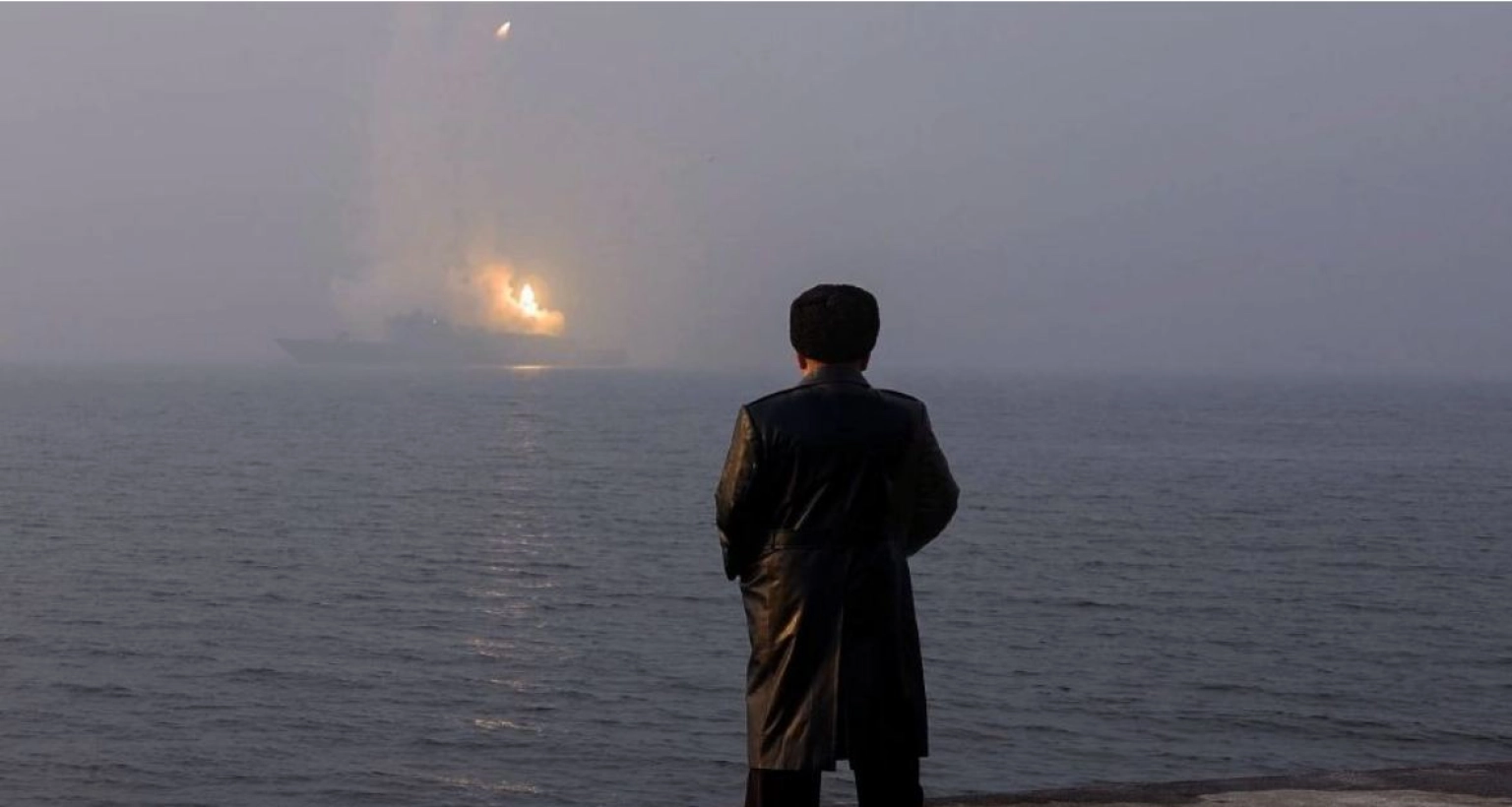 ‘অজানা ক্ষেপনাস্ত্র’ ছুঁড়েছে, উ. কোরিয়া