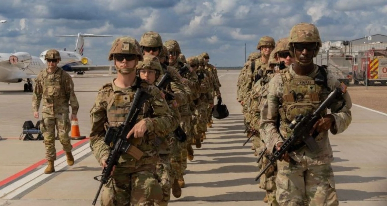 এই-প্রথম-ইরান-যুদ্ধে-অংশ-নিতে-রওনা-দিয়েছে-২-৫০০-মার্কিন-স্থলসেনা