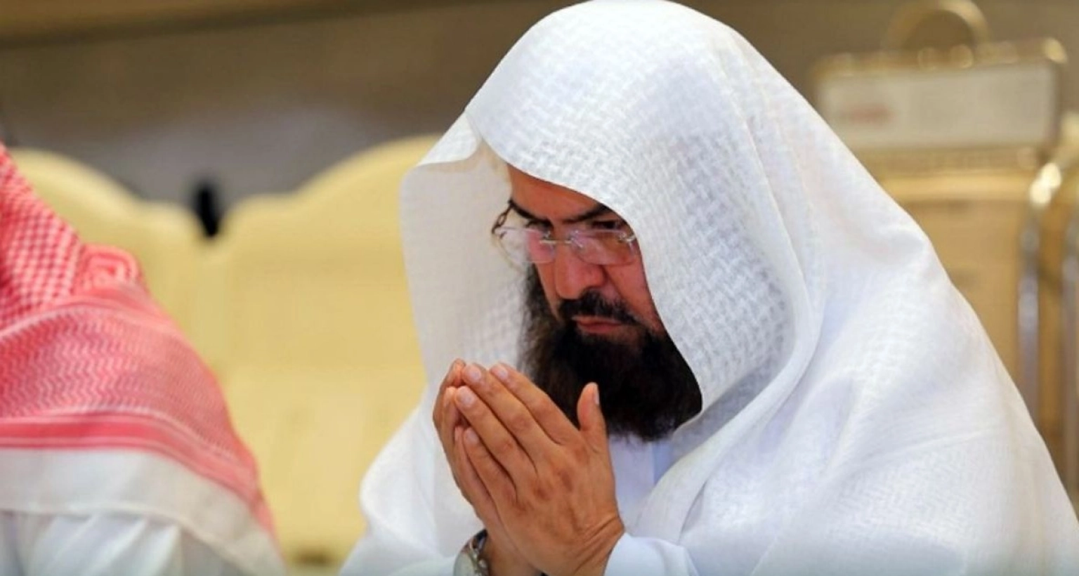 কাবা শরিফে টানা ৩৬ বছর দোয়া পরিচালনার রেকর্ড শায়খ সুদাইসির