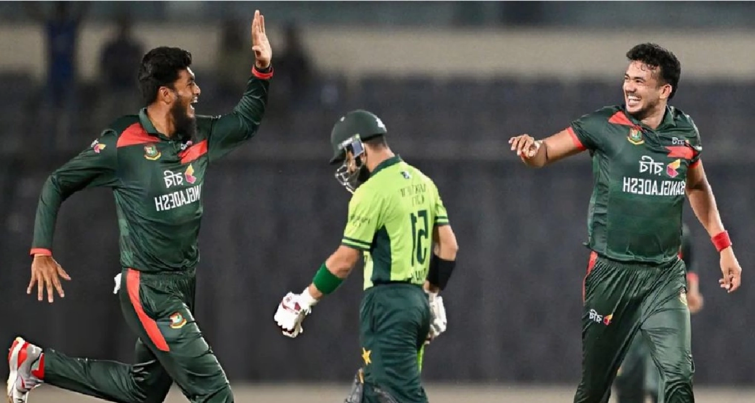 পাকিস্তানের-ব্যাটিং-স্তম্ভ-ভেঙ্গে-সিরিজ-জিতল-বাংলাদেশ