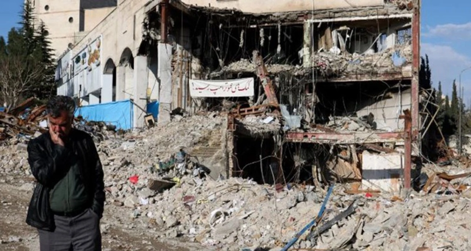 সৌদি আরবের প্রিন্স সুলতান বিমান ঘাঁটিতে হামলা চালিয়েছে ইরান