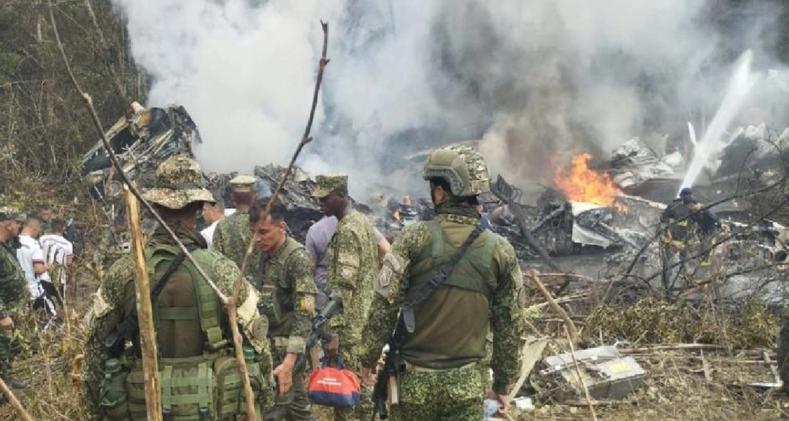 বিমান বিধ্বস্ত, নিহতের সংখ্যা বেড়ে ৬৬