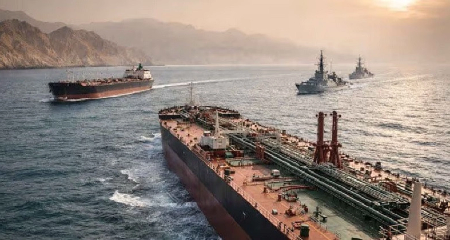 হরমুজ প্রণালি পার হলেই ২৪ কোটি টাকা টোল নিচ্ছে ইরান