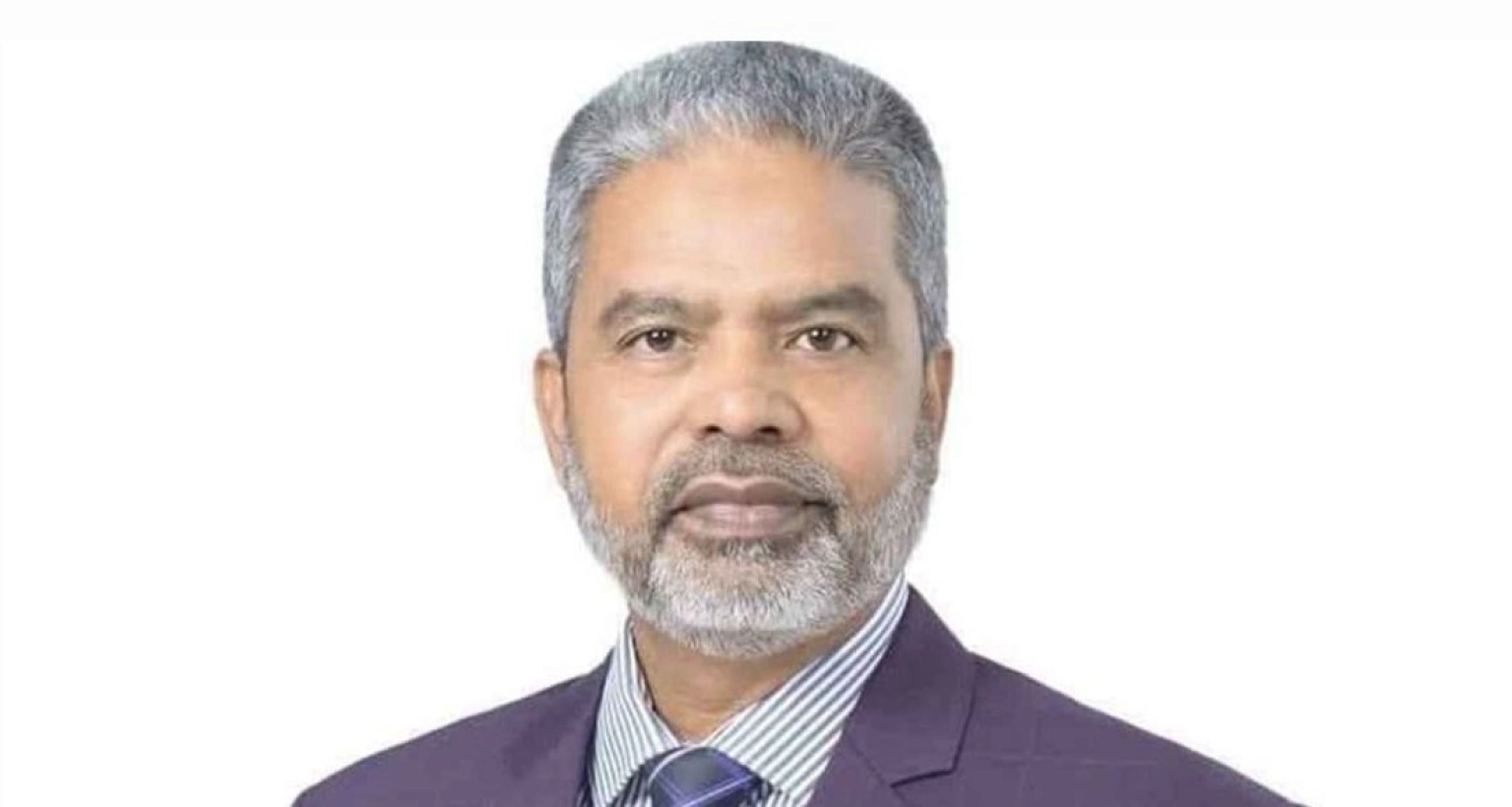 এবার পত্রিকায় বিজ্ঞপ্তি দিয়ে রাজনীতি ছাড়ার ঘোষণা