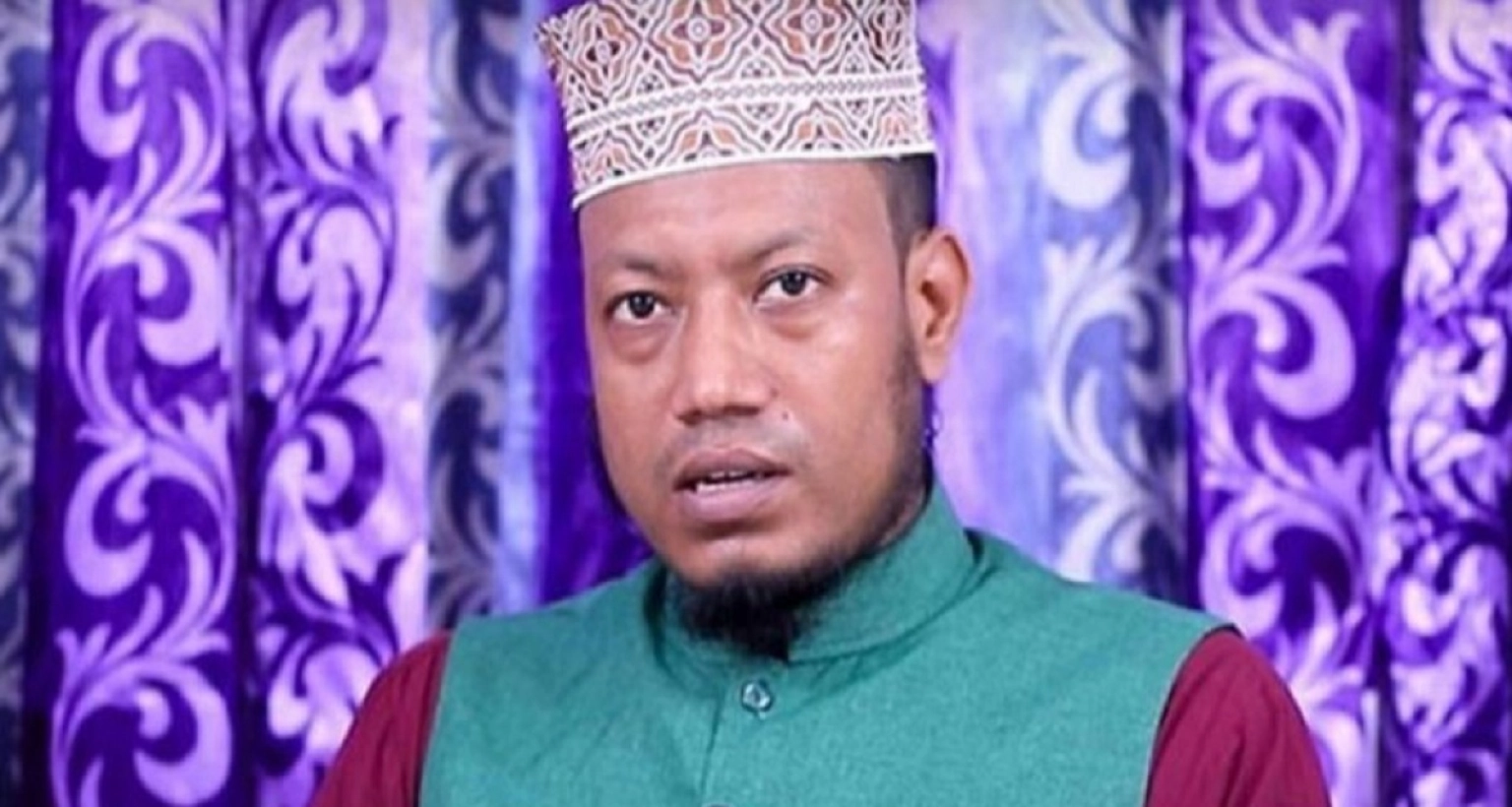 ৫০ কোটি টাকা ঘুষের প্রস্তাব ইস্যুতে আমির হামজাকে লিগ্যাল নোটিশ