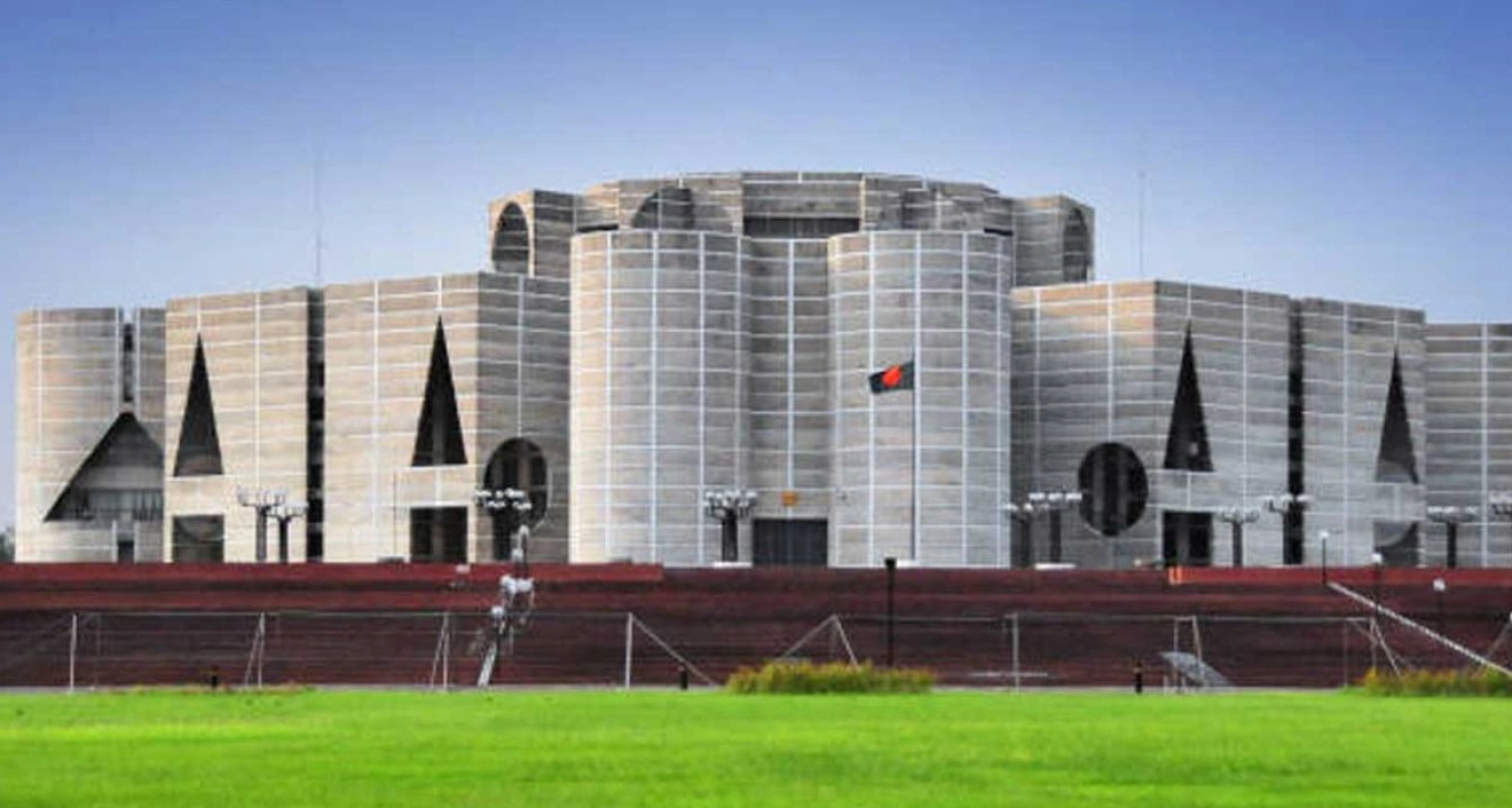 অবশেষে নতুন বয়স নির্ধারণ সরকারি চাকরিতে প্রবেশের