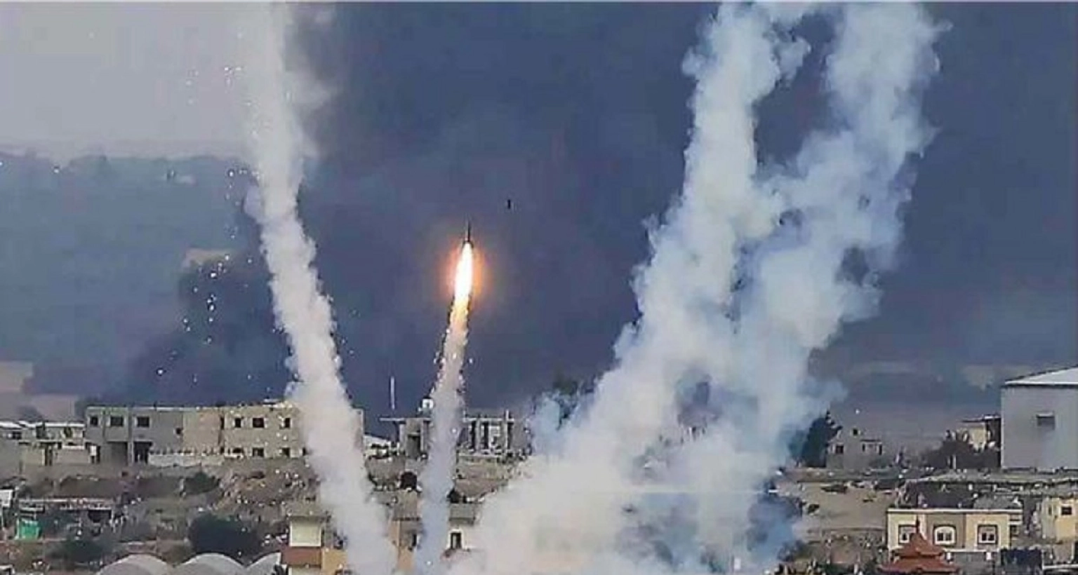 এবার উল্টো ডোনাল্ড ট্রাম্পকে সময় বেঁধে দিল ইরান