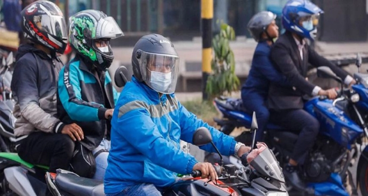 প্রজ্ঞাপন জারি, মধ্যরাত থেকে মোটরসাইকেল চলাচল বন্ধ হচ্ছে যেসব এলাকায়