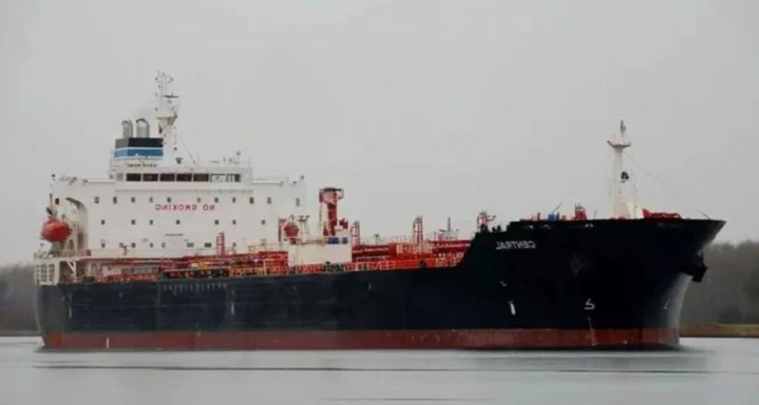 এবার মালয়েশিয়া থেকে এলো ২৭ হাজার টন অকটেন