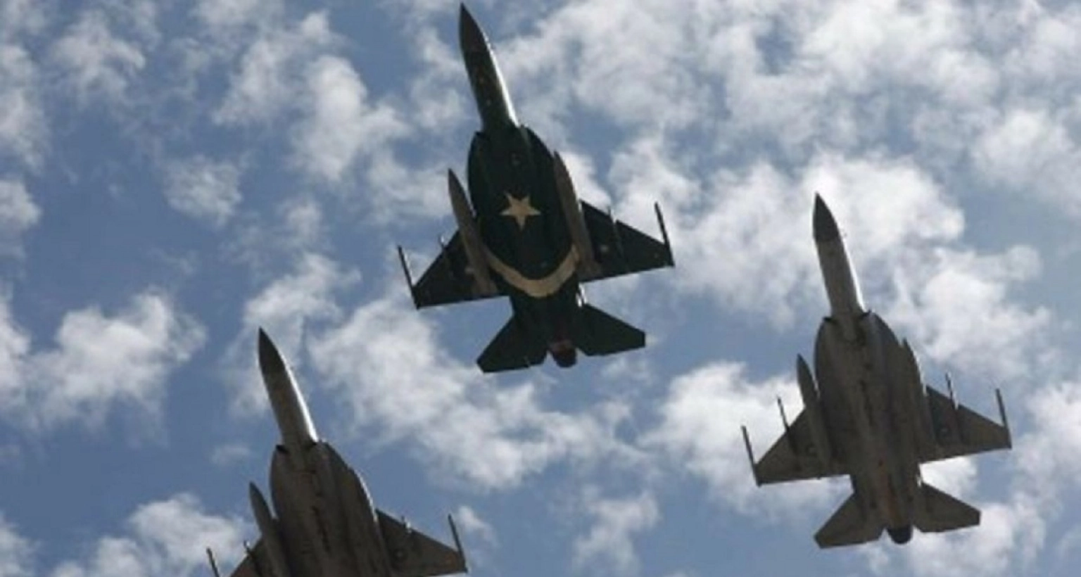 এবার সৌদি আরবে পাকিস্তানের যুদ্ধবিমান! ঘটনা কী?