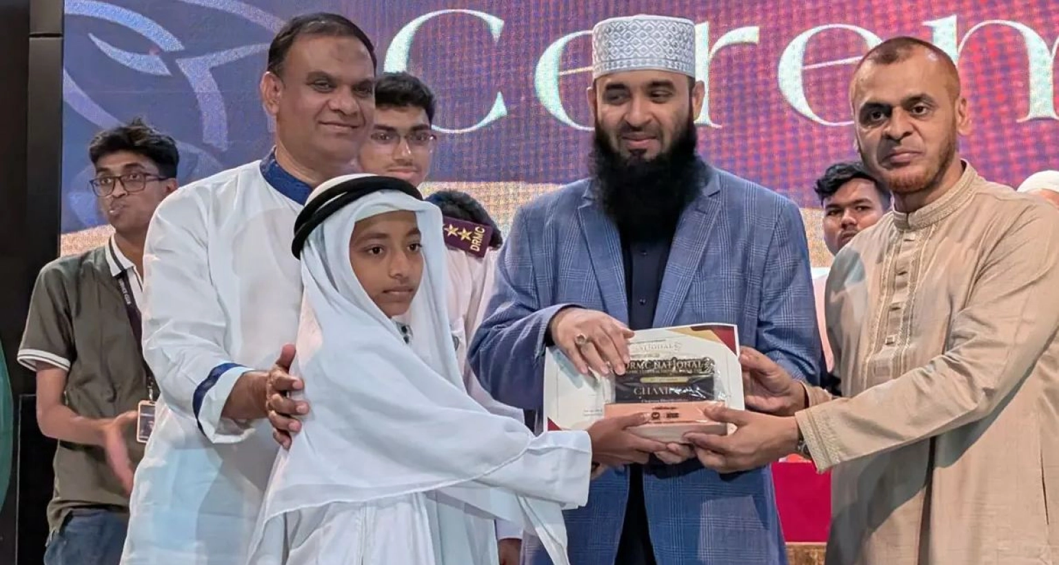 প্রত্যন্ত গ্রামের আসিফ কোরআন তেলাওয়াতে প্রথম স্থানে