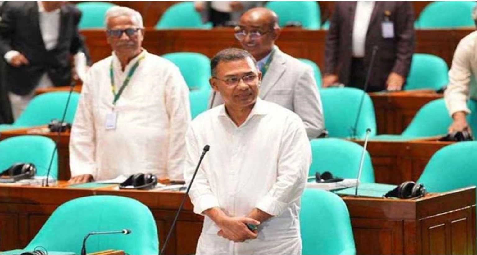 এবার প্রধানমন্ত্রী যা জানালেন পুরনো ডিলার বাতিলের বিষয়ে