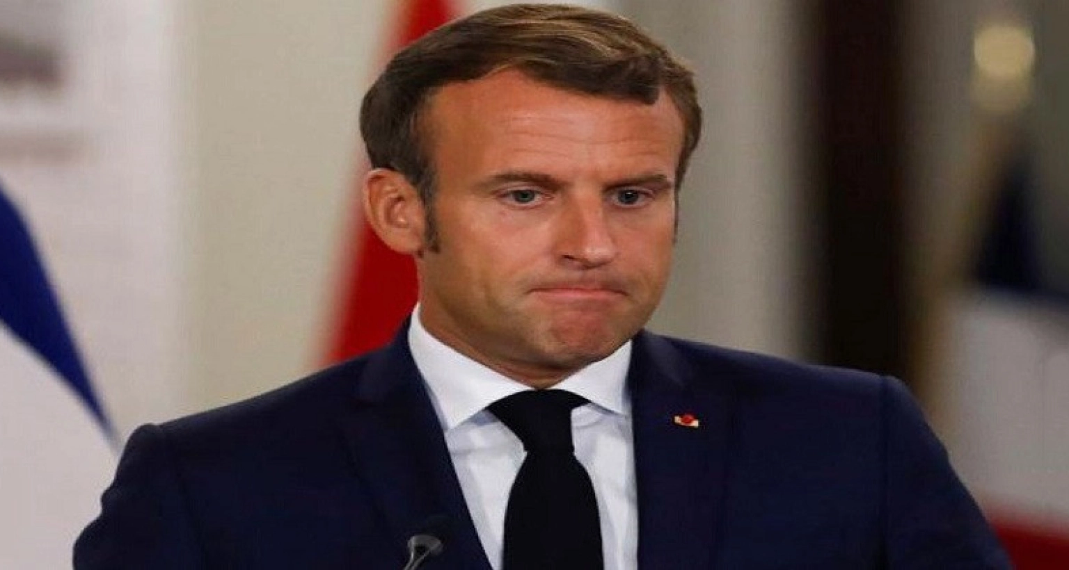 হঠাৎ রাজনীতি ছাড়ার ঘোষণা দিয়ে যা বললেন ফ্রান্সের প্রেসিডেন্ট ম্যাক্রোঁ