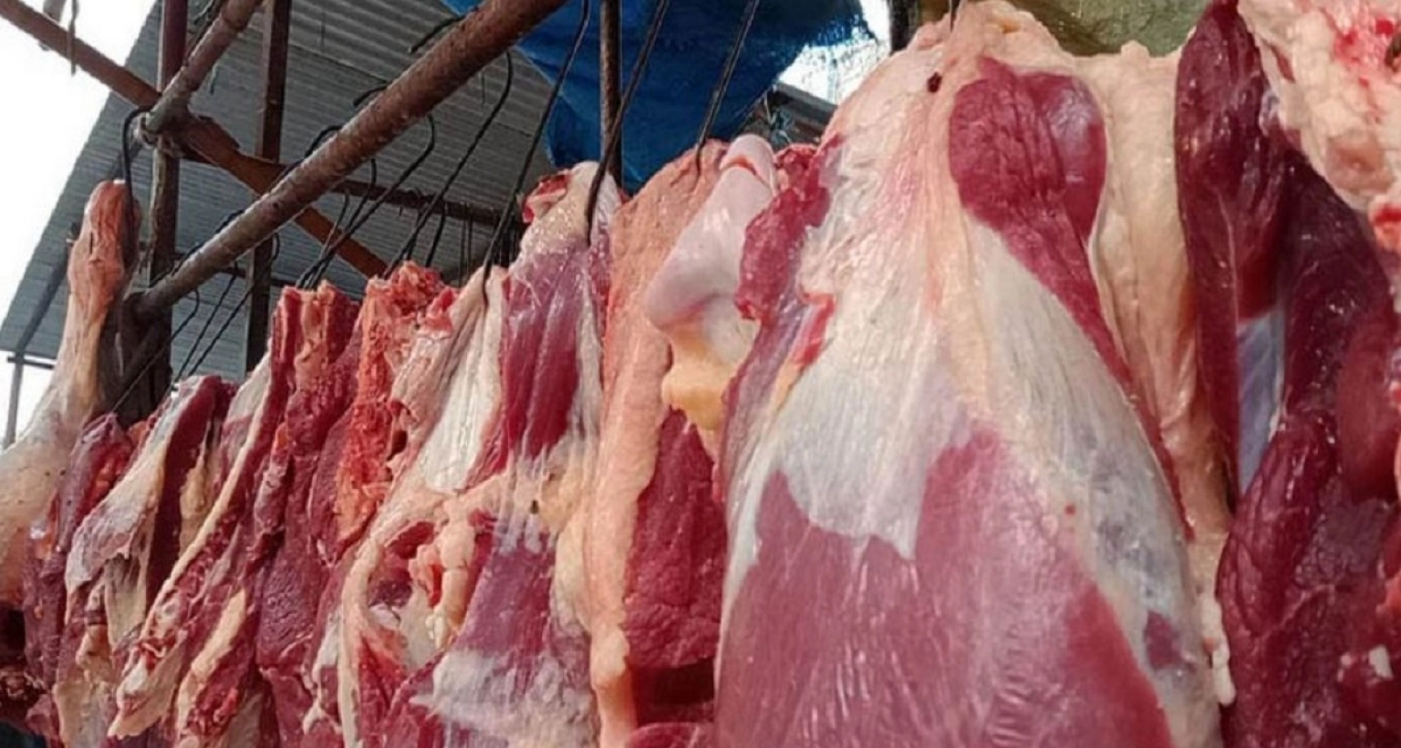 হঠাৎ-খুলনায়-গরুর-মাংসের-কেজি-কত-হলো-জানেন-