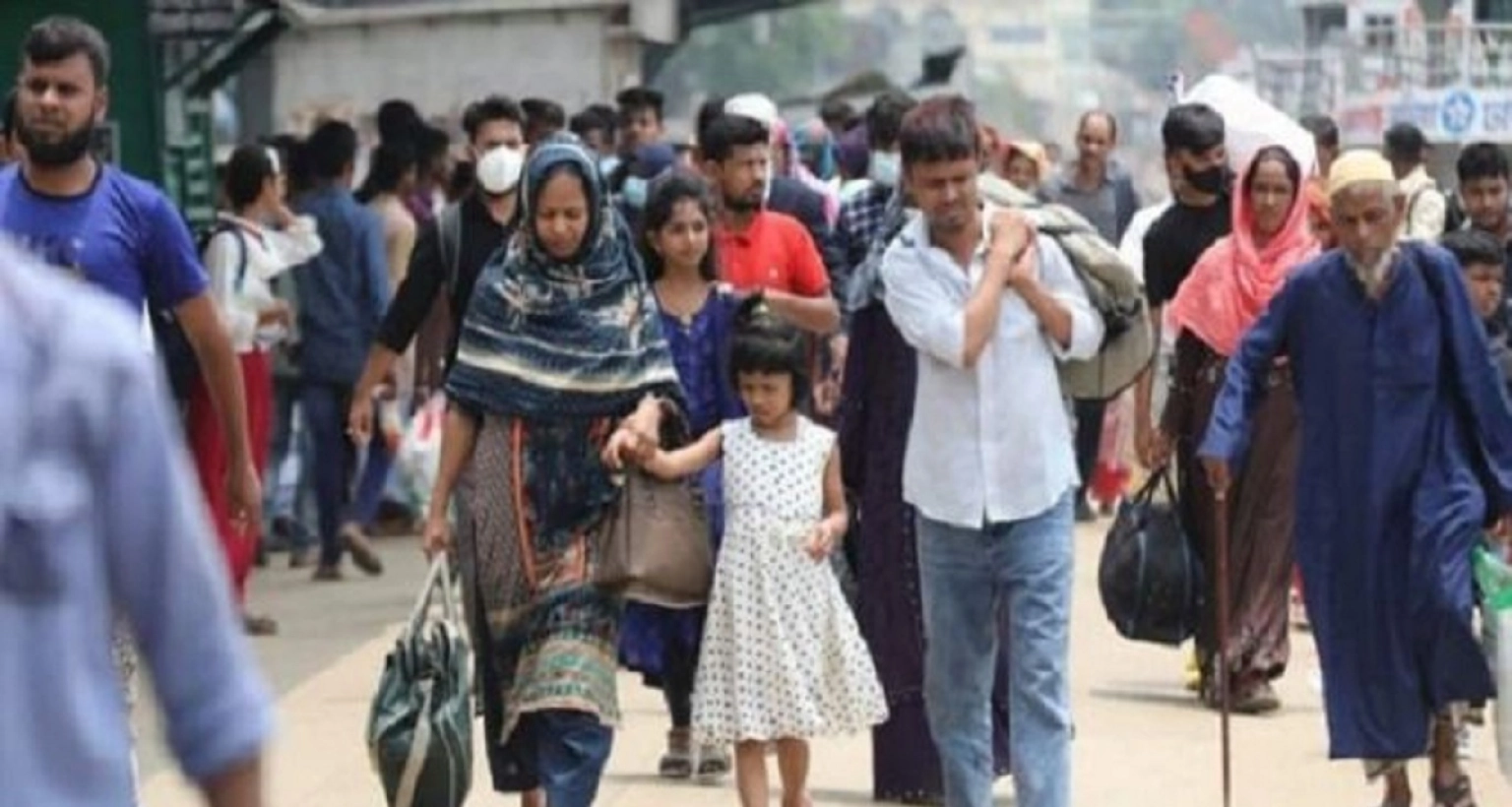  ঢাকায় আসছে হাজার হাজার মানুষ, ডেড সিটি’ হিসেবে চিহ্নিত হওয়ার আশঙ্কা