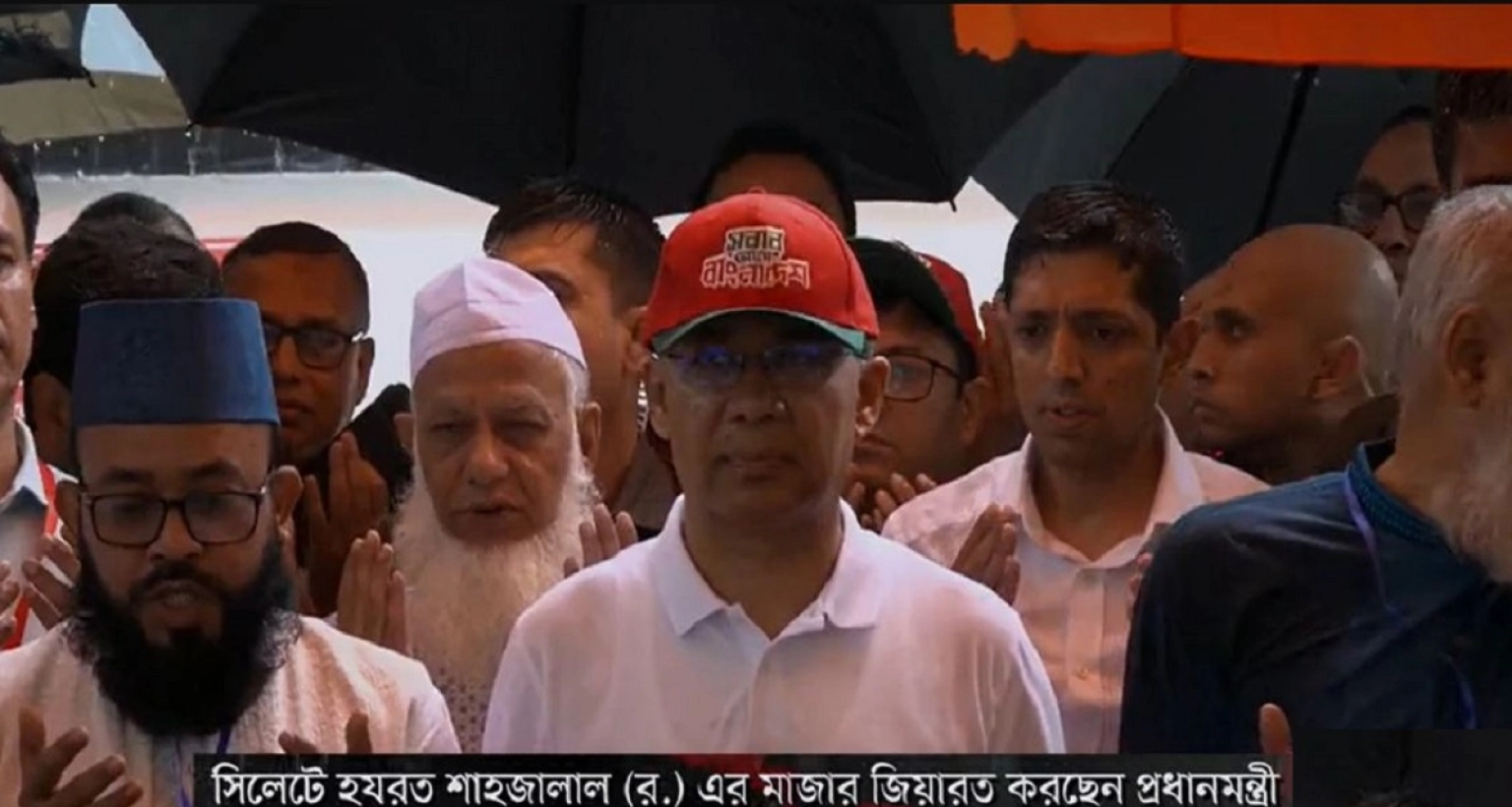 হযরত শাহজালালের (র.) মাজার জিয়ারত করলেন প্রধানমন্ত্রী তারেক রহমান