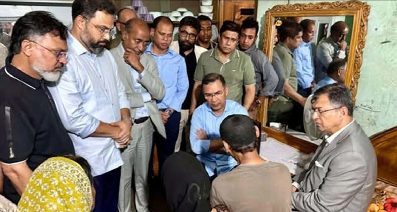 রামিসার বাবা-মায়ের সাথে দেখা করতে তাদের বাসায় প্রধানমন্ত্রী তারেক রহমান